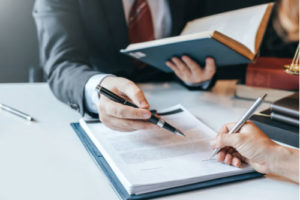 Negotiating a business contract in Connecticut